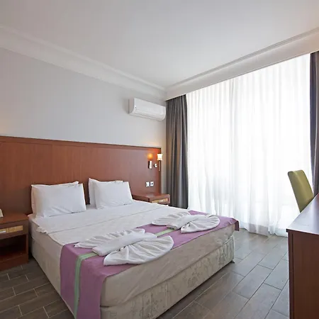 Sunbay Park 3* Мармарис