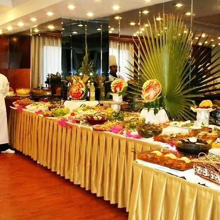 Sunbay Park Hotel 4*