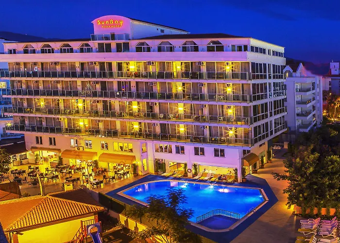 酒店 Sunbay Park 3*