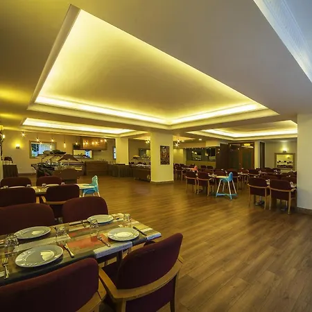 Sunbay Park מלון